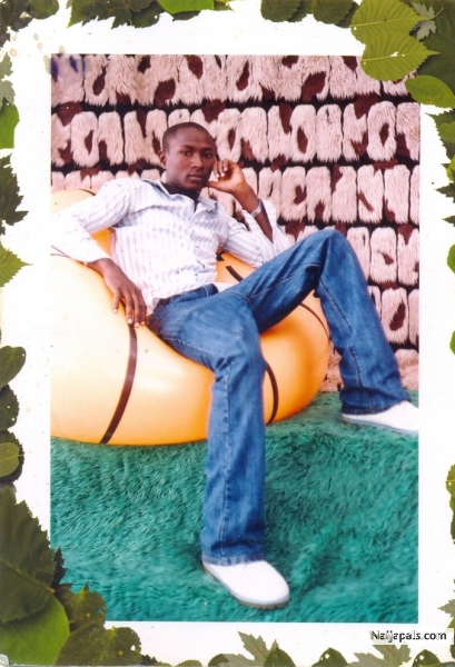  - click for next photo