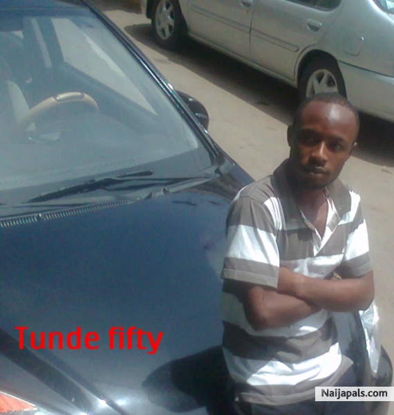Emi noni - click for next photo