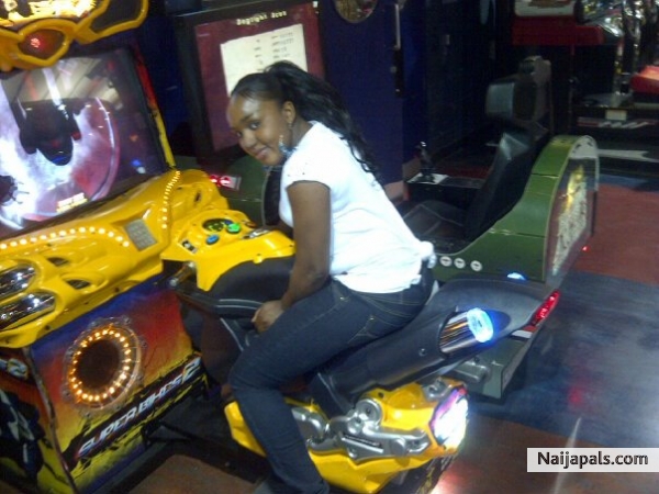 havin fun !!! - click for next photo