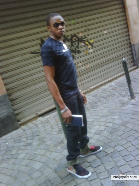  - click for next photo