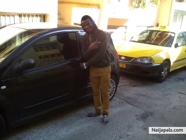  - click for next photo
