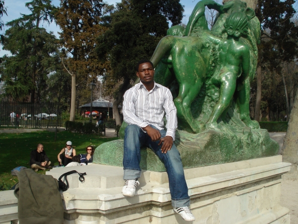  - click for next photo