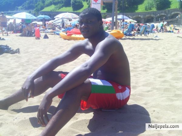  - click for next photo