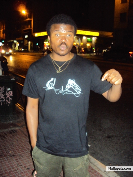  - click for next photo