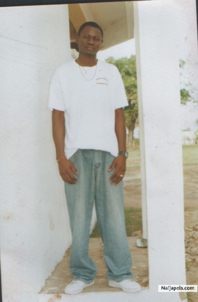  - click for next photo
