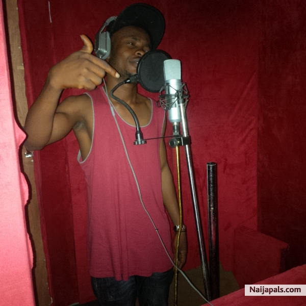 music in ma blood like an oart........... - click for next photo