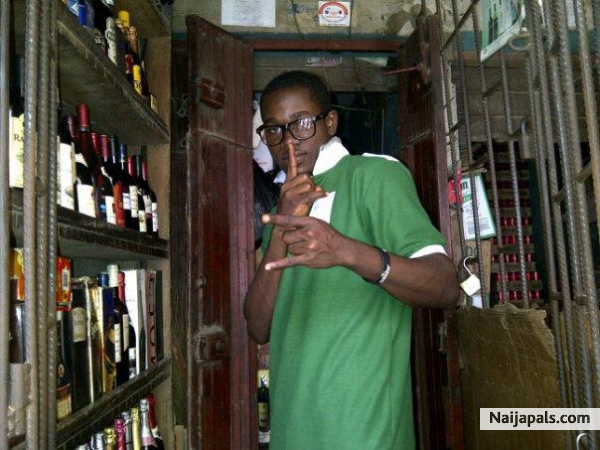 flexing things!!!!.... - click for next photo