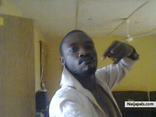 Seun - click for next photo