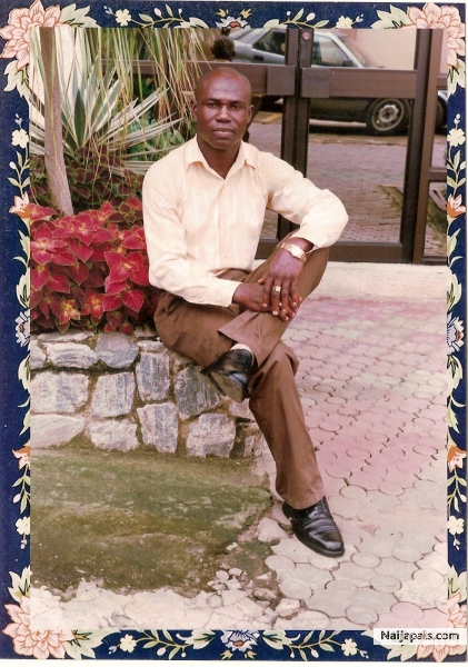  - click for next photo