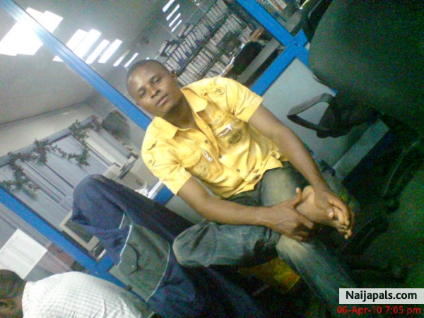  - click for next photo