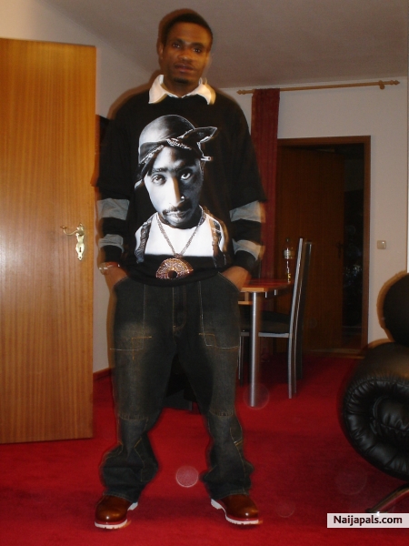  - click for next photo
