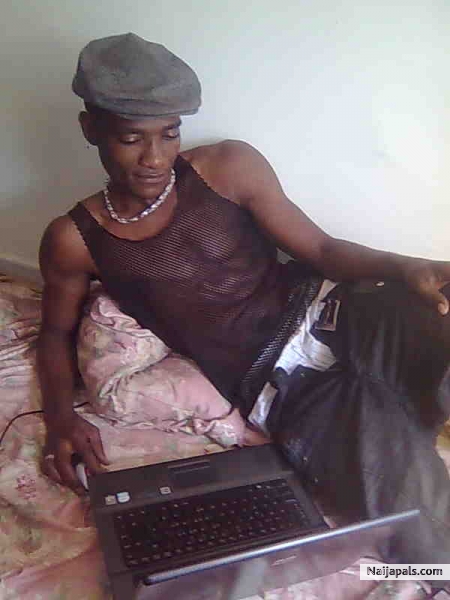  - click for next photo