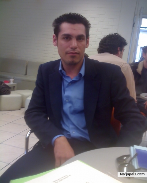  - click for next photo