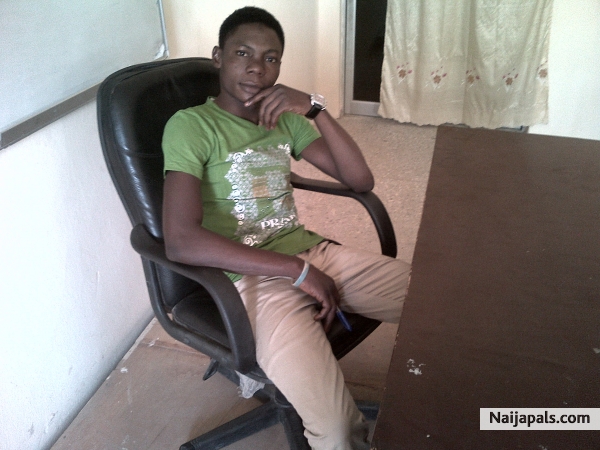  - click for next photo