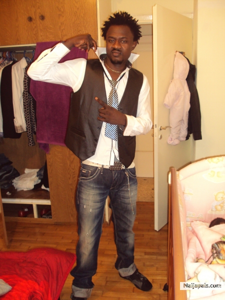  - click for next photo