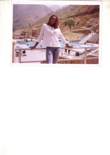  - click for next photo