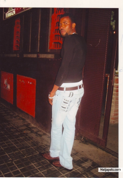  - click for next photo