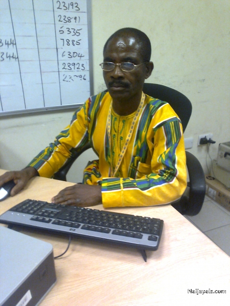 Japhet' s Y' ello Picture 02 - click for next photo