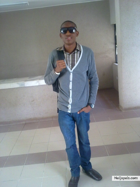 Asilo - click for next photo