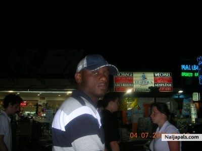 hols - click for next photo