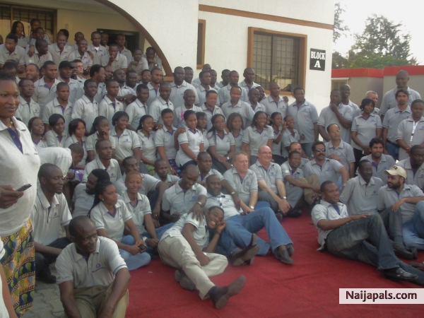 alcatel-lucent group pics - click for next photo