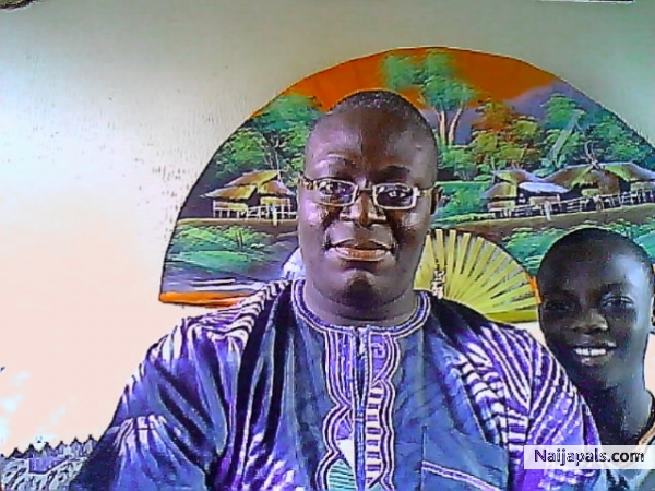 Olufemi Adelusi relaxing at home - click for next photo