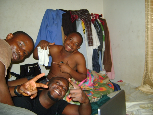 me(without shirt).and ma hommies - click for next photo