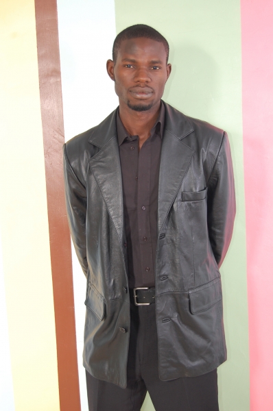  - click for next photo