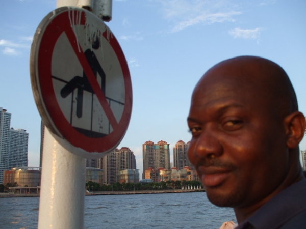 thats Naija Man - click for next photo