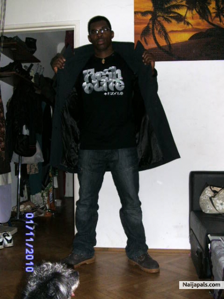  - click for next photo