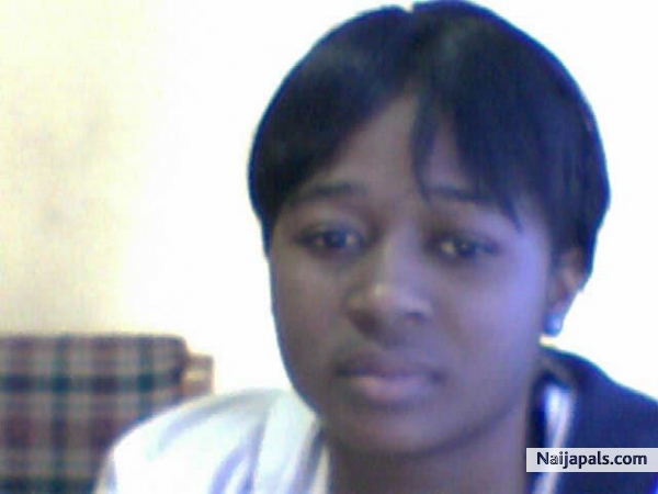 SHE LOOK SO PALE. I GUESS JUST WOKEN UP FROM SLEEP - click for next photo