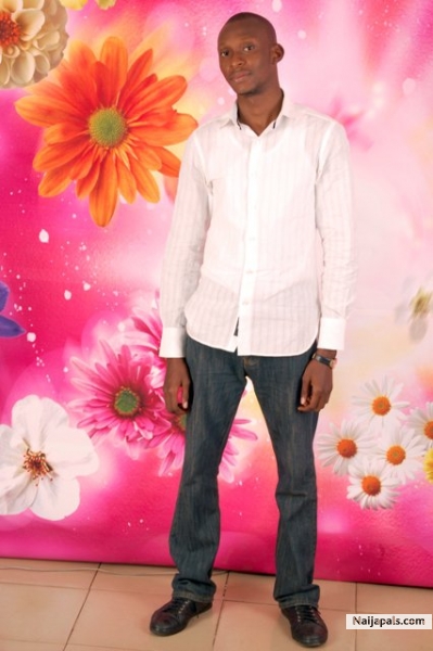  - click for next photo