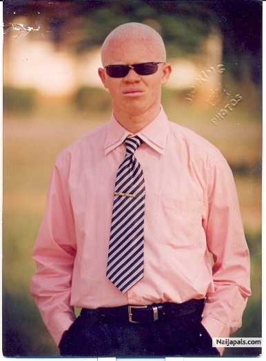  - click for next photo