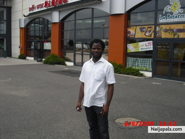 Auchan, France - click for next photo