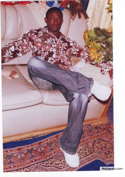  - click for next photo