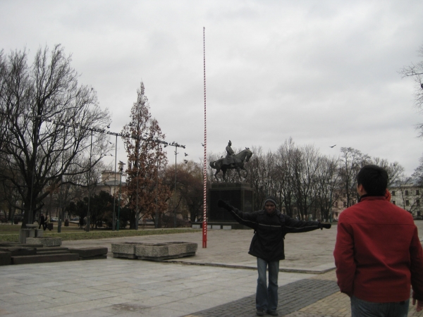  - click for next photo