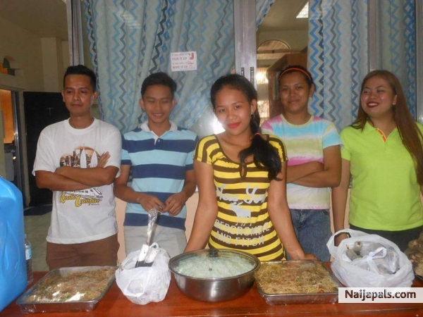 haha.. excited much sila ! Foodtrip ! - click for next photo