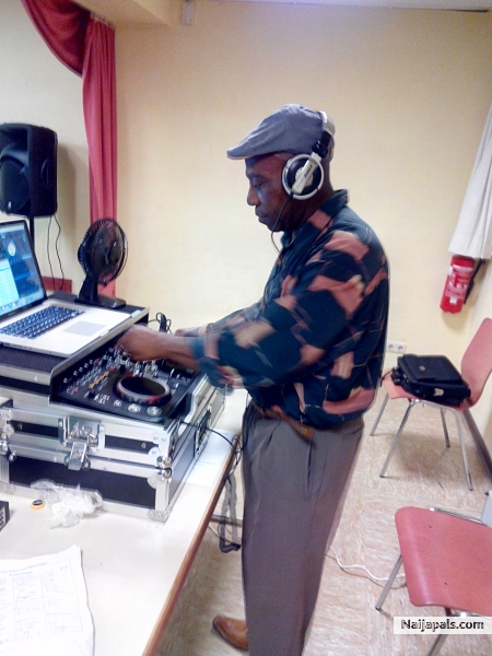 Dj Baba. - click for next photo