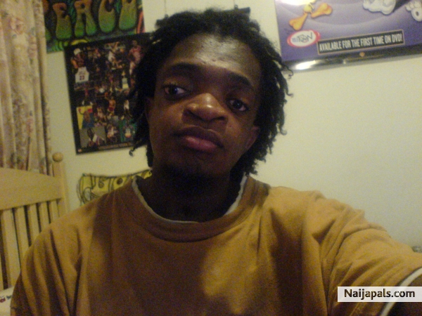 mi jus chillin lol... - click for next photo