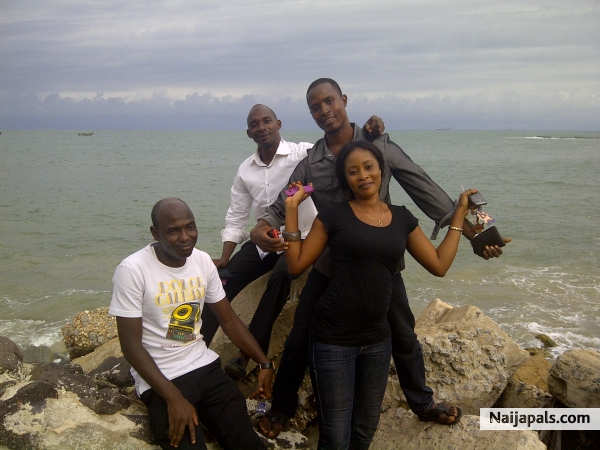 cotonou9 - click for next photo