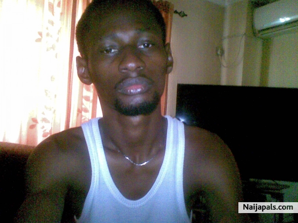 CHATTING WITH FRIENDS ON FB. - click for next photo