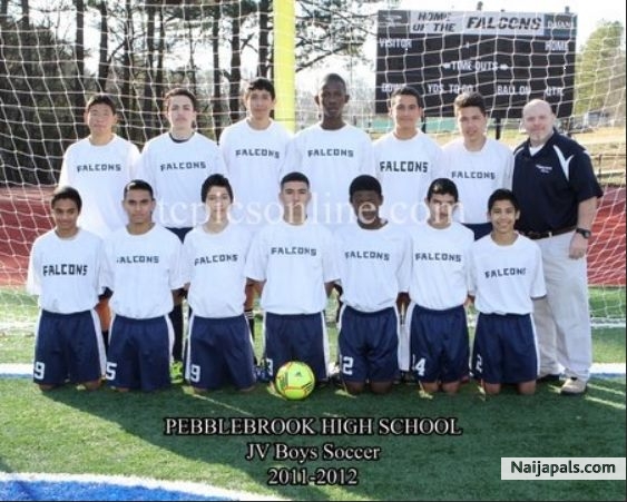 that was out jv soccer team in pebblebrook high school, actually they were two black guys on the team, one was me and was was my other friend name Ayo - click for next photo