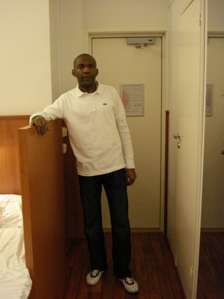  - click for next photo
