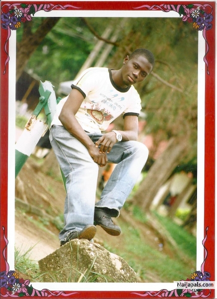  - click for next photo