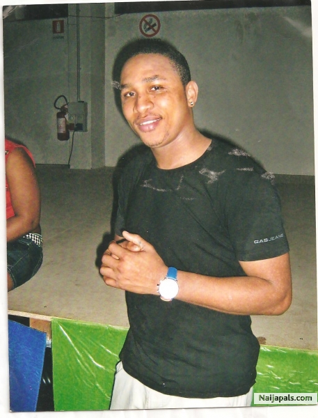 - click for next photo