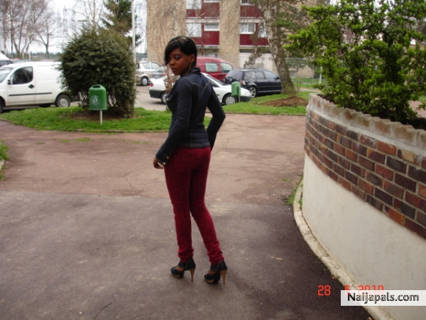  - click for next photo