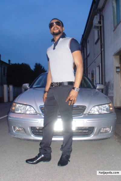  - click for next photo