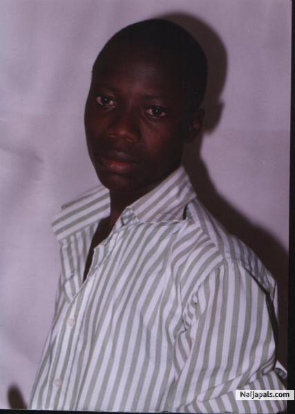 Tunde - click for next photo