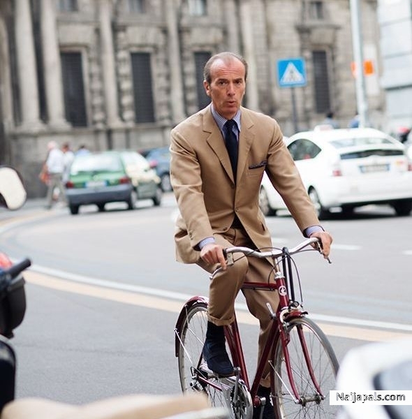 what happened the last time i borrowed out my bicycle to PayPal. - click for next photo