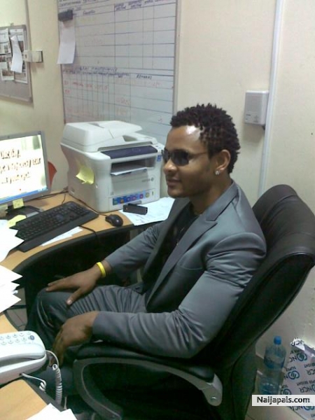  - click for next photo